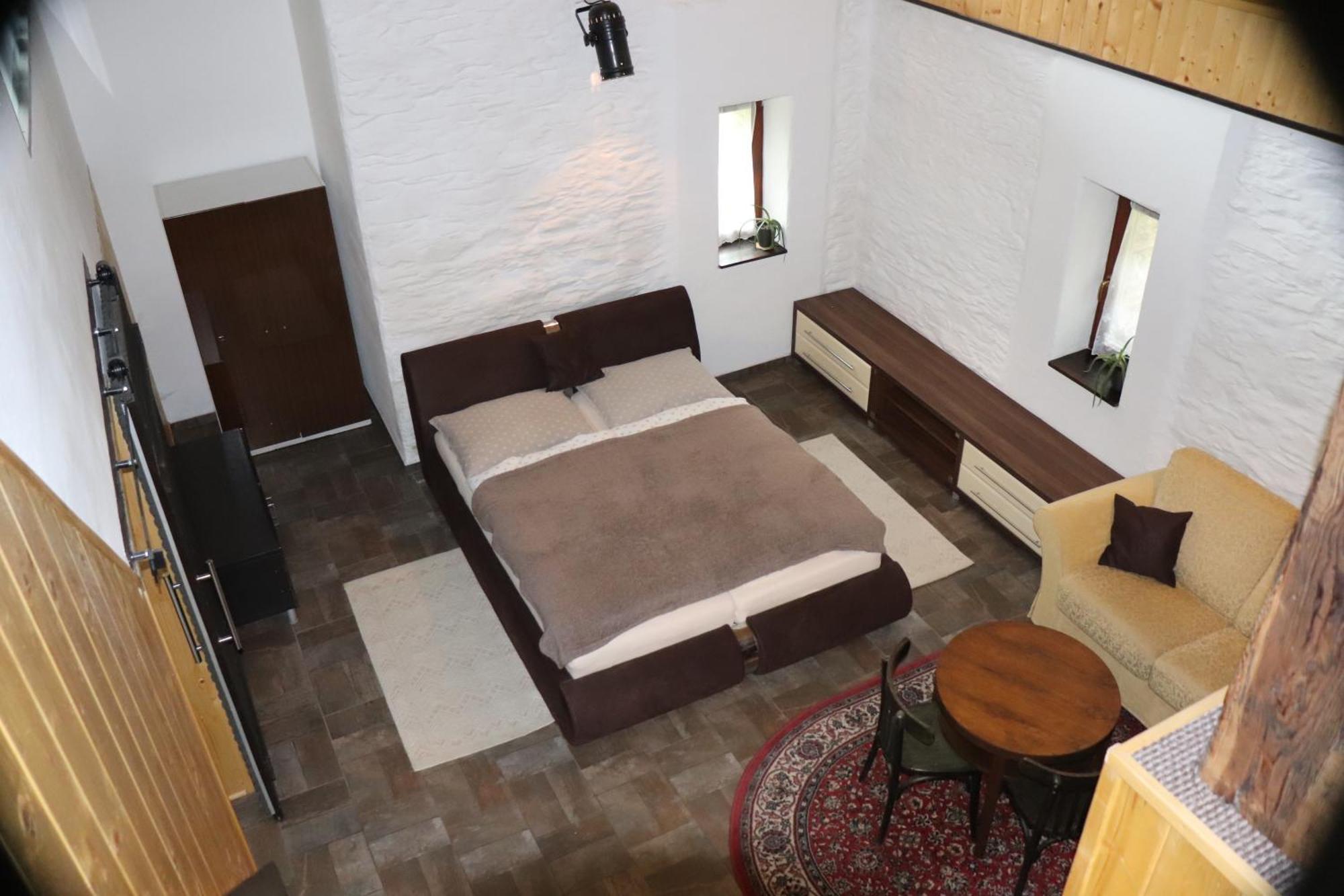 Hostinec Stara Krcma Stratená Buitenkant foto