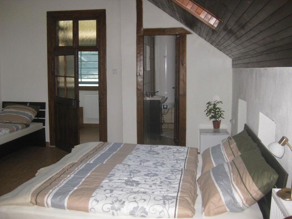Hostinec Stara Krcma Stratená Kamer foto